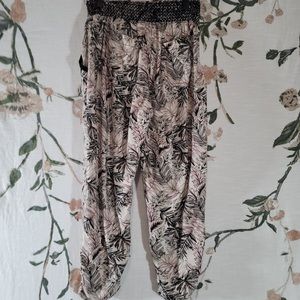 Rewash Comfy Cream Black Floral Leaf Print Pants